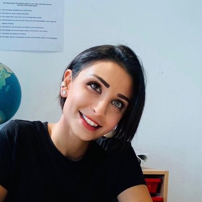 Hilal, Lehrerin und Sonderpädagogin